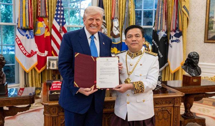 最新资讯：高棉大使向特朗普递交国书