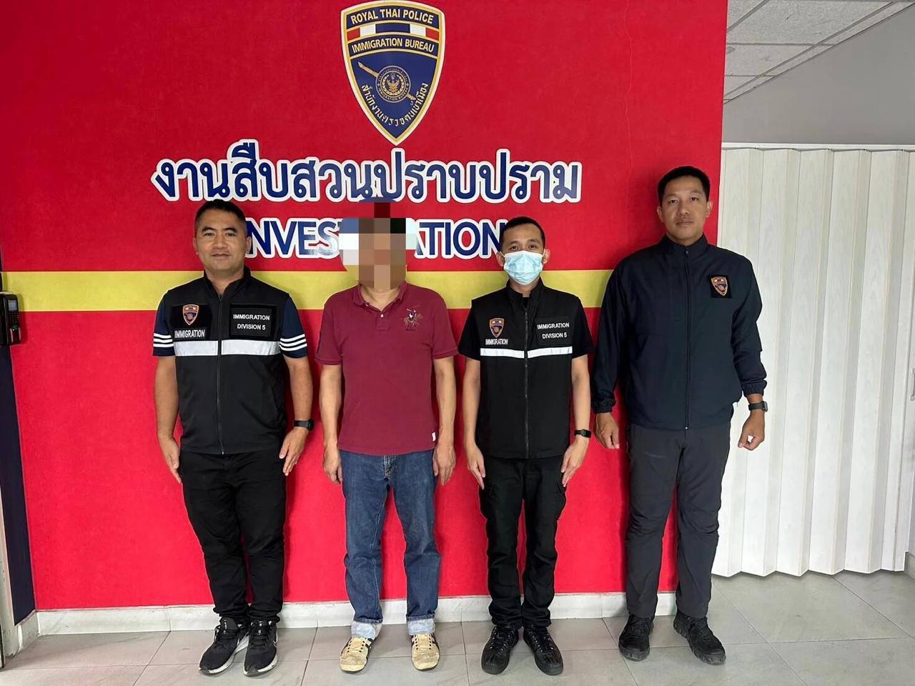 热点新闻：中国男留学生签证过期滞留泰国清迈被捕，移民局严打非法居留