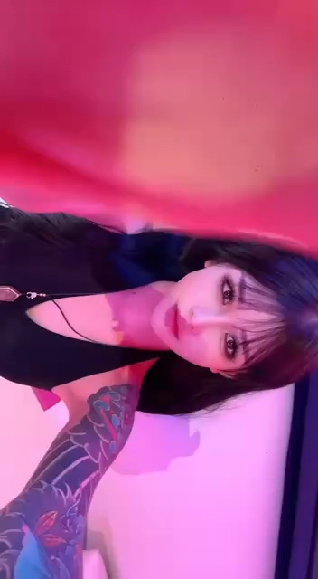 网友爆料 曝光一个女人艺名叫元宝
